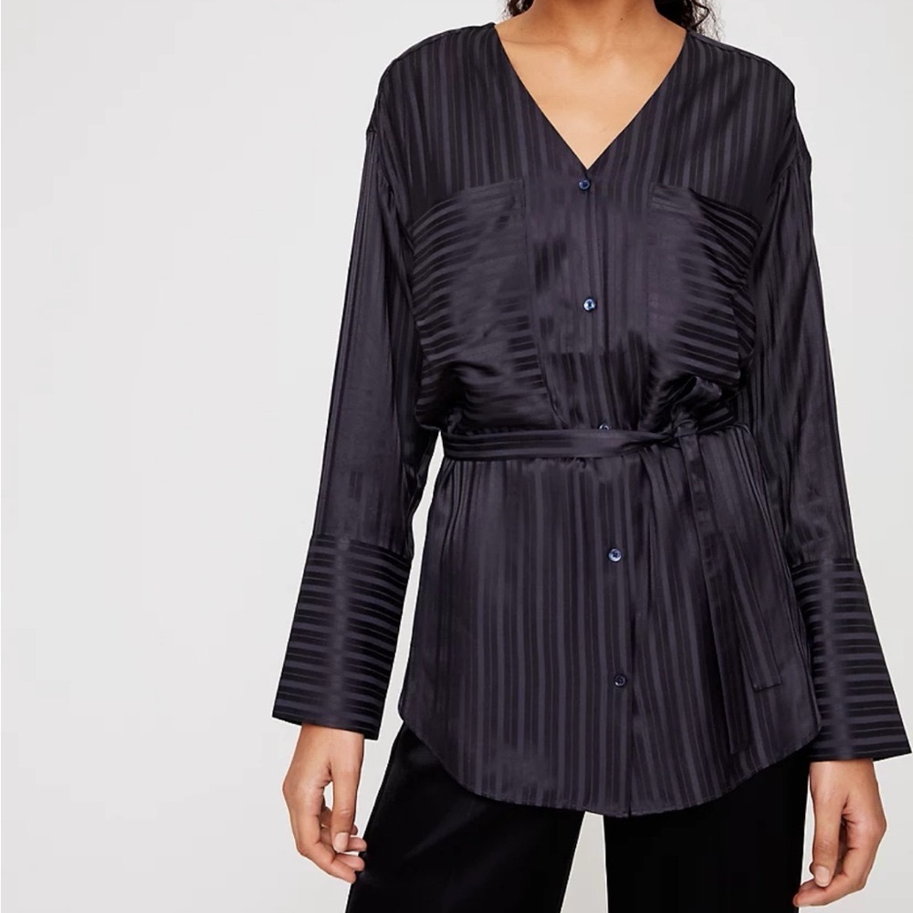 Aritzia Zelie Shirt in Black